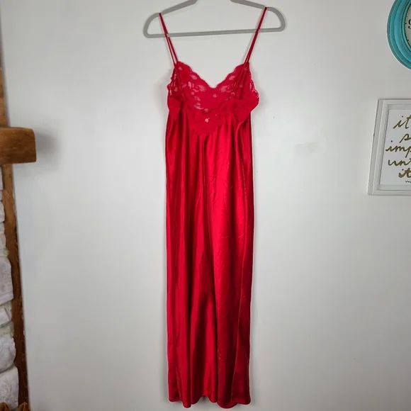 Vintage Victoria’s Secret Y2k Silky Bias CutRed Maxi Slip Dress Rosette Lace M